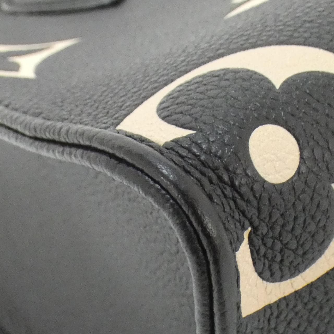 LOUIS VUITTON M45659 Bag Monogram Black Monogram - Thumbnail 2