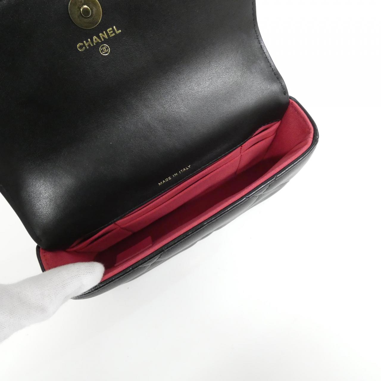 CHANEL Chanel 19 AP3774 Belt Bag Lambskin Black Lambskin - Thumbnail 9