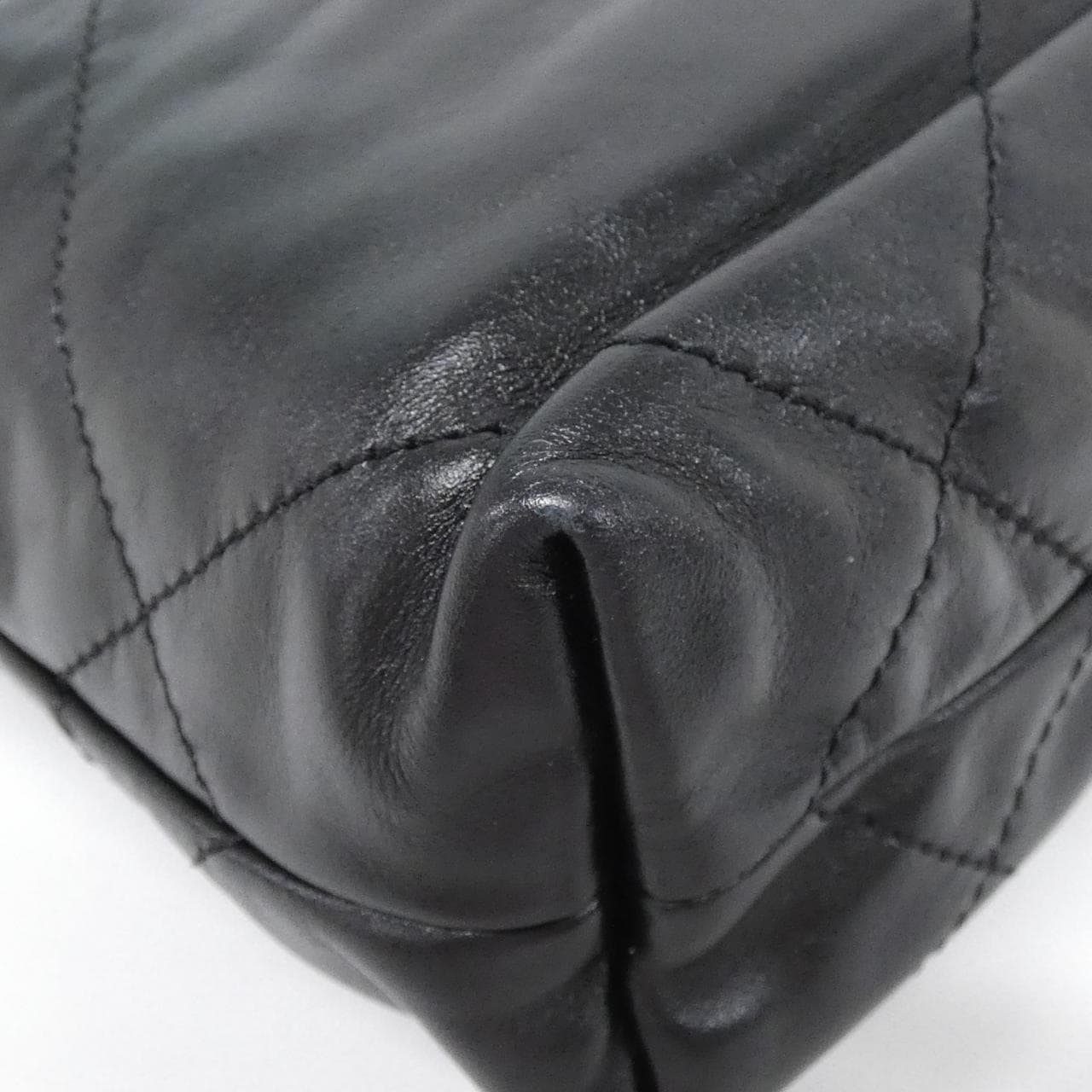 CHANEL Chanel 22 AS3980 Bag Black - Thumbnail 3