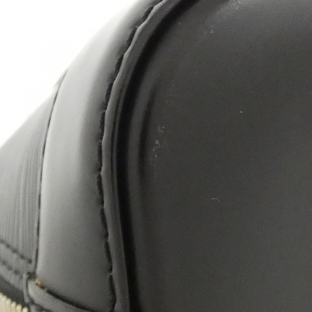 LOUIS VUITTON Alma M59217 Bag Epi Black Epi - Thumbnail 3