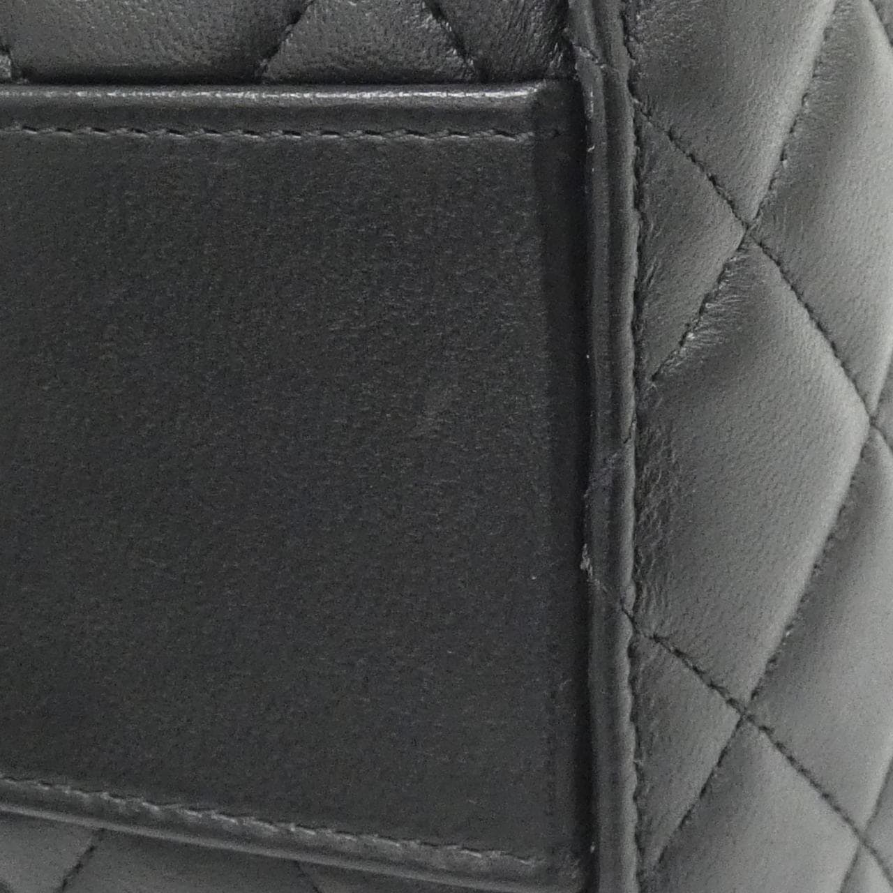 CHANEL AP4411 Handbag Lambskin 黑色 羊皮 中古品A - 縮圖 3