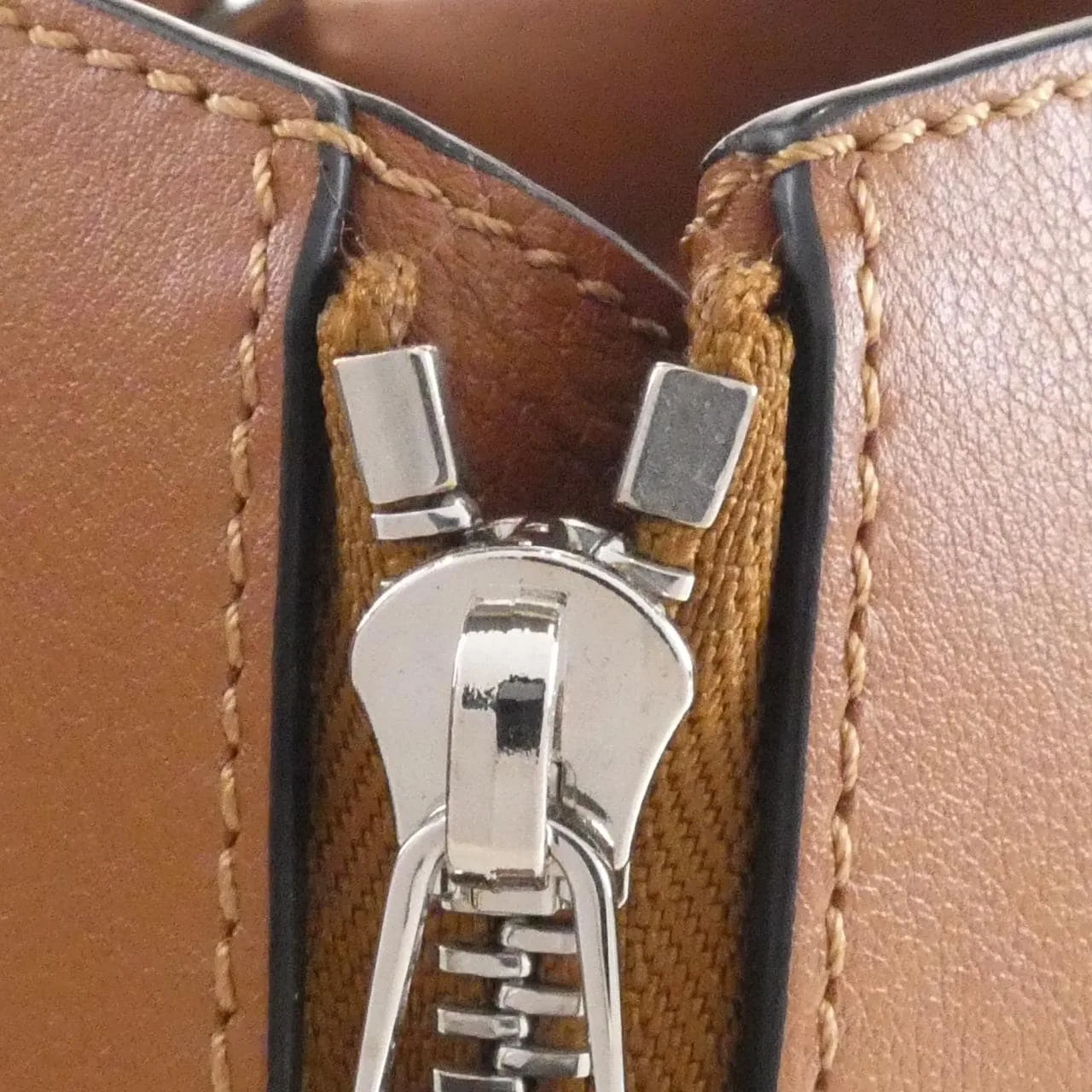 LOEWE Hammock 387 30 N60 Shoulder Black Rank A - Thumbnail 5