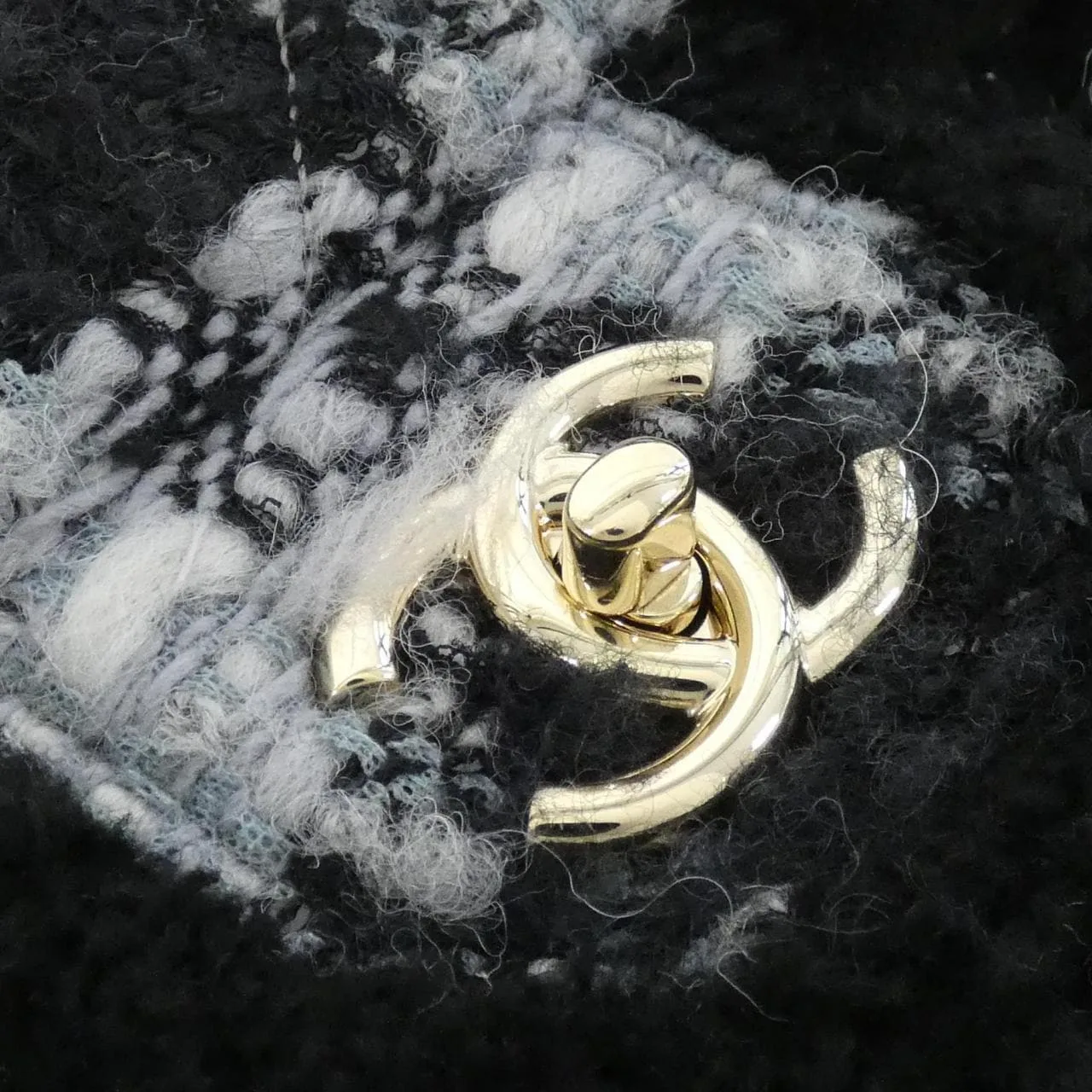 CHANEL AS5687 Shoulder Tweed Black Tweed Rank A - Thumbnail 6