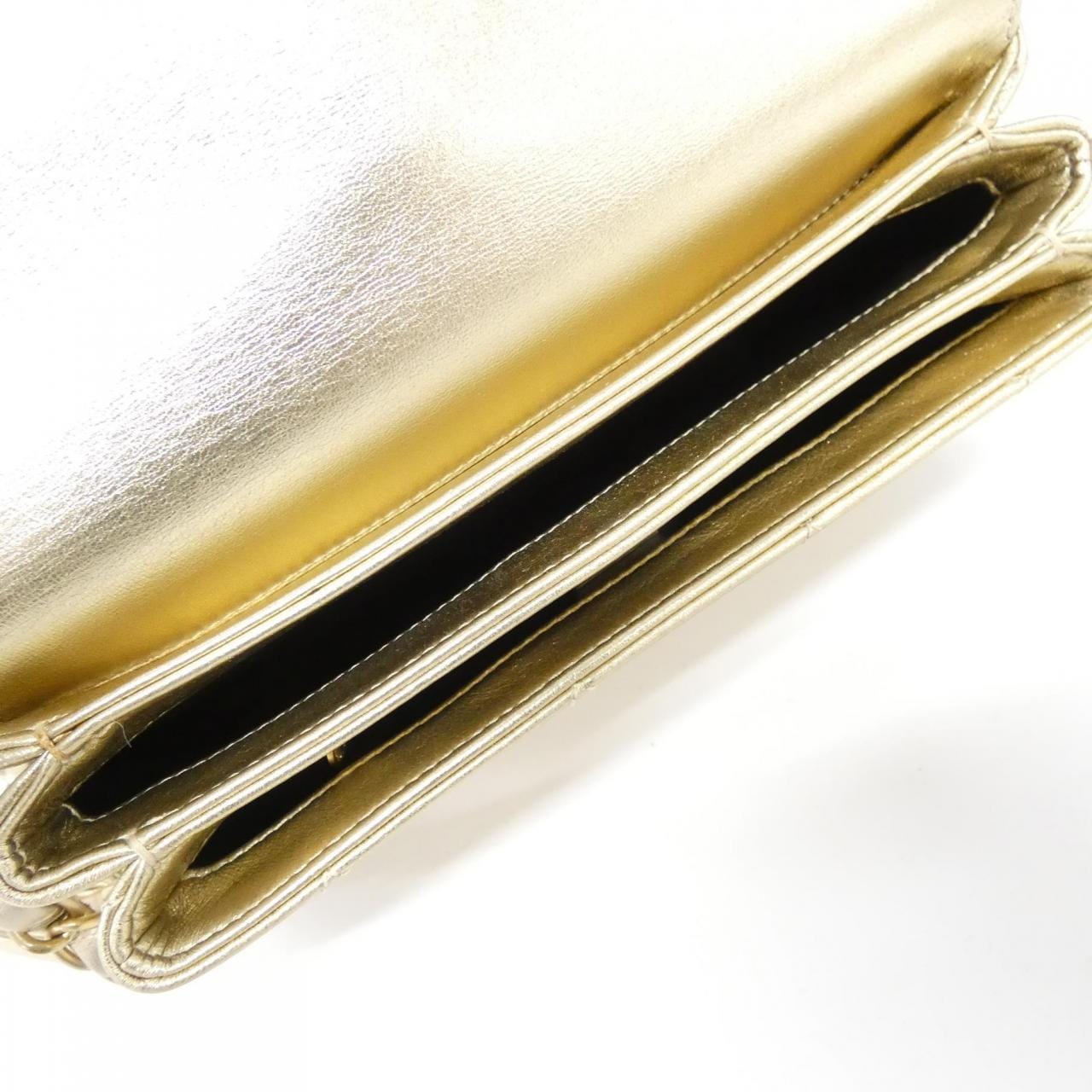 CHANEL Chanel 22 AS3240 Shoulder Lambskin 金色 羊皮 中古品A - 縮圖 8