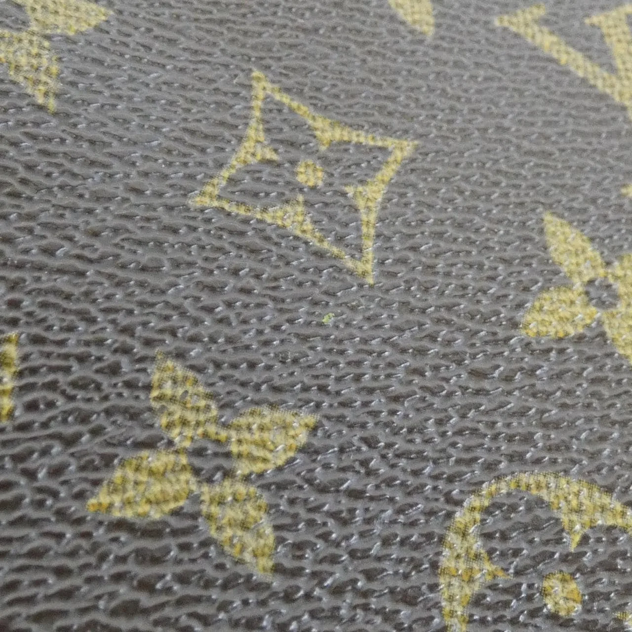 LOUIS VUITTON Pochette M40044 肩背包 Monogram 4