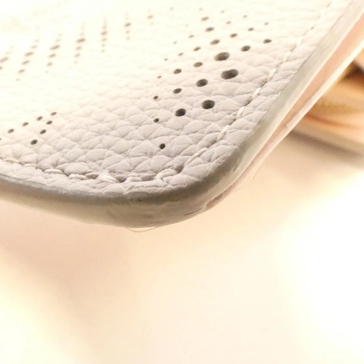 LOUIS VUITTON Mahina M14172 Wallet 粉色 中古品B - 縮圖 3