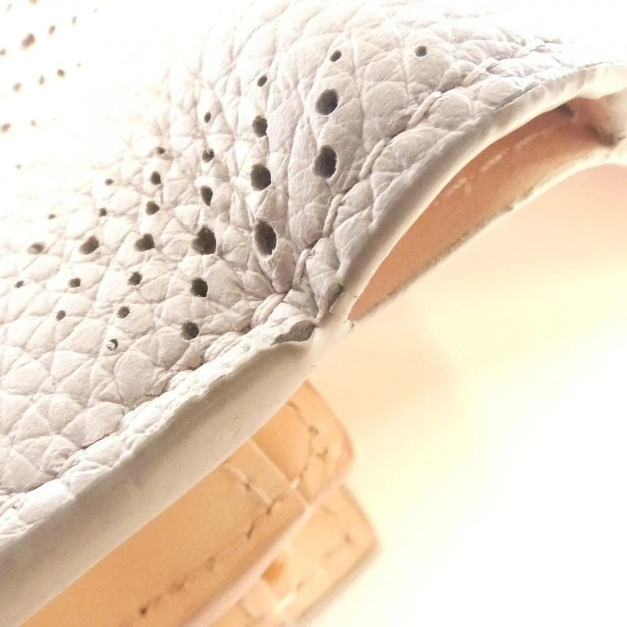 LOUIS VUITTON Mahina M14172 Wallet 粉色 中古品B - 縮圖 4