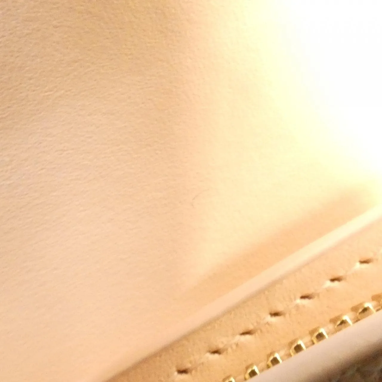 LOUIS VUITTON Mahina M14172 Wallet 粉色 中古品B - 縮圖 6