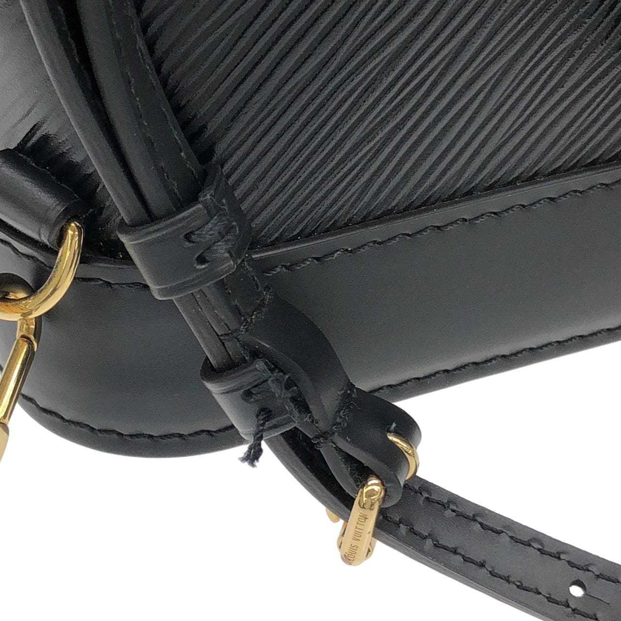 LOUIS VUITTON Alma M25103 Backpack Epi Black Epi Rank A - Thumbnail 6