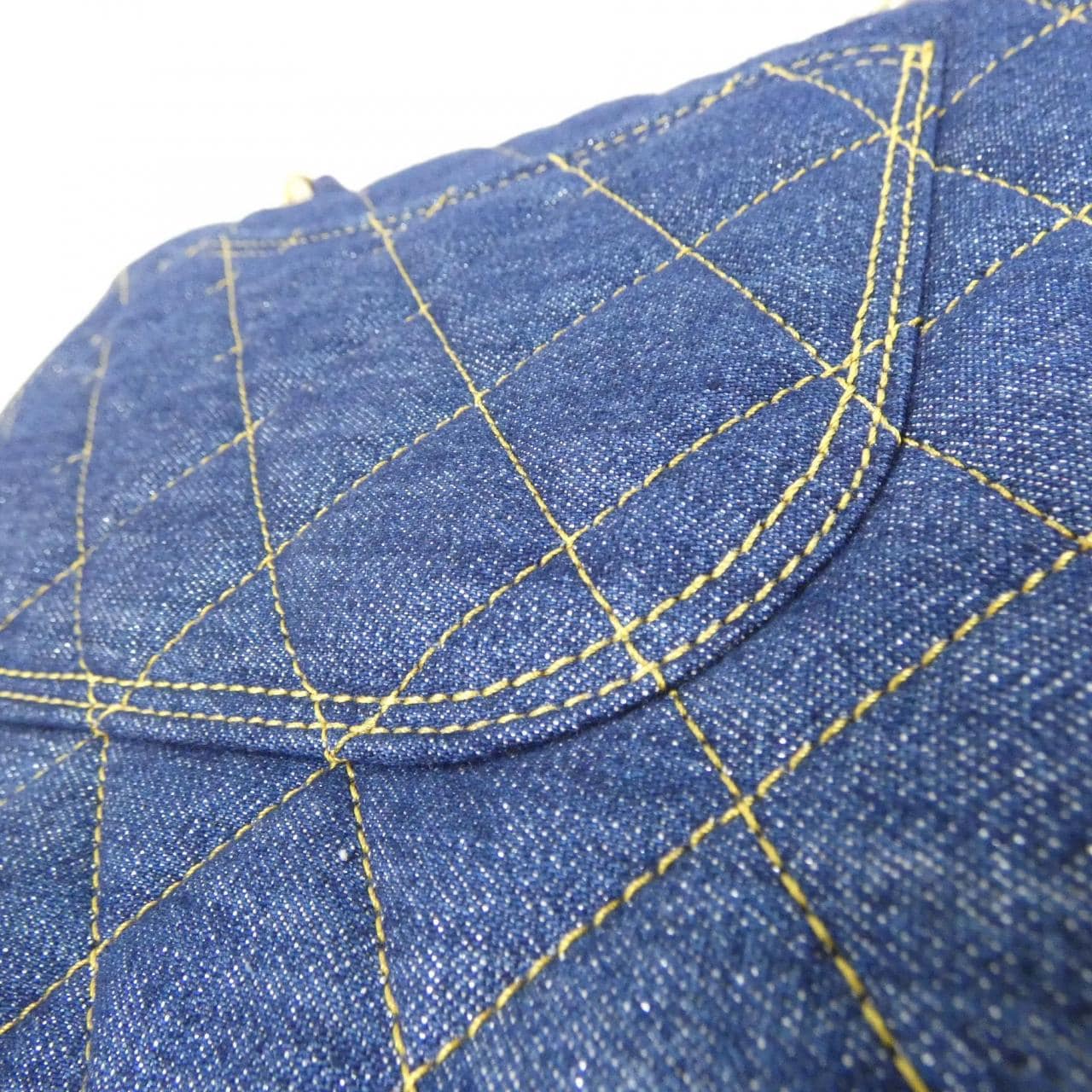 CHANEL Chanel 22 AS3932 Handbag Denim 藍色 牛仔布 中古品A - 縮圖 4