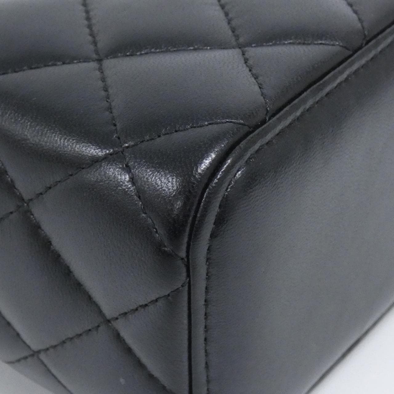 CHANEL AP2198 Bag Lambskin Black Lambskin - Thumbnail 3