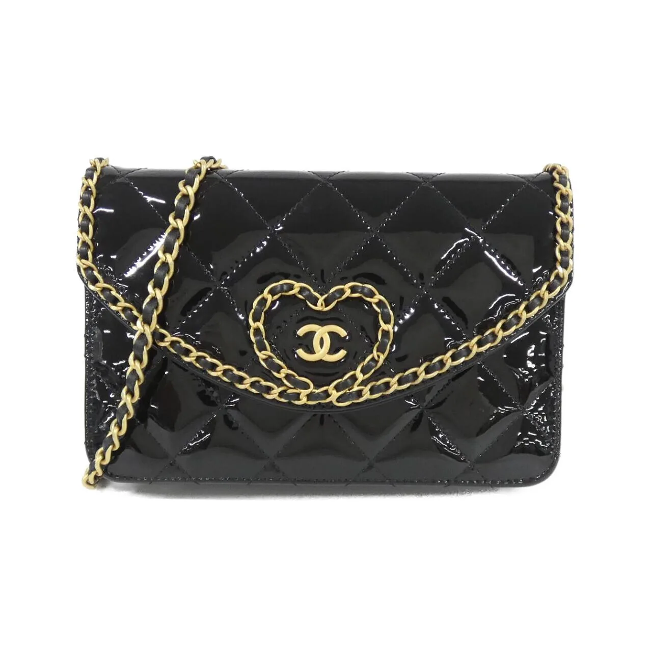 CHANEL AP4013 Wallet Patent Leather Black