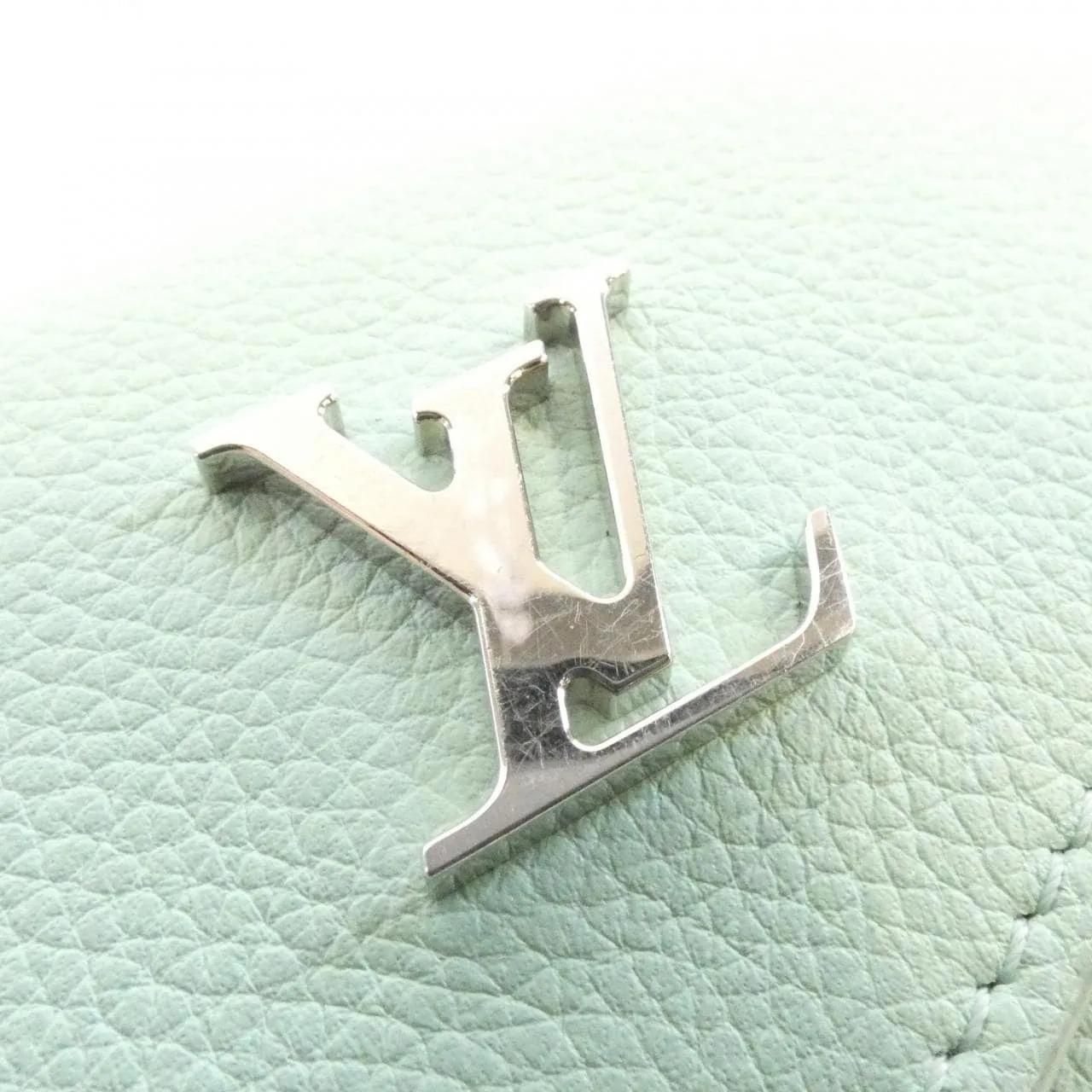 LOUIS VUITTON M81885 Wallet 綠色 中古品B - 縮圖 4