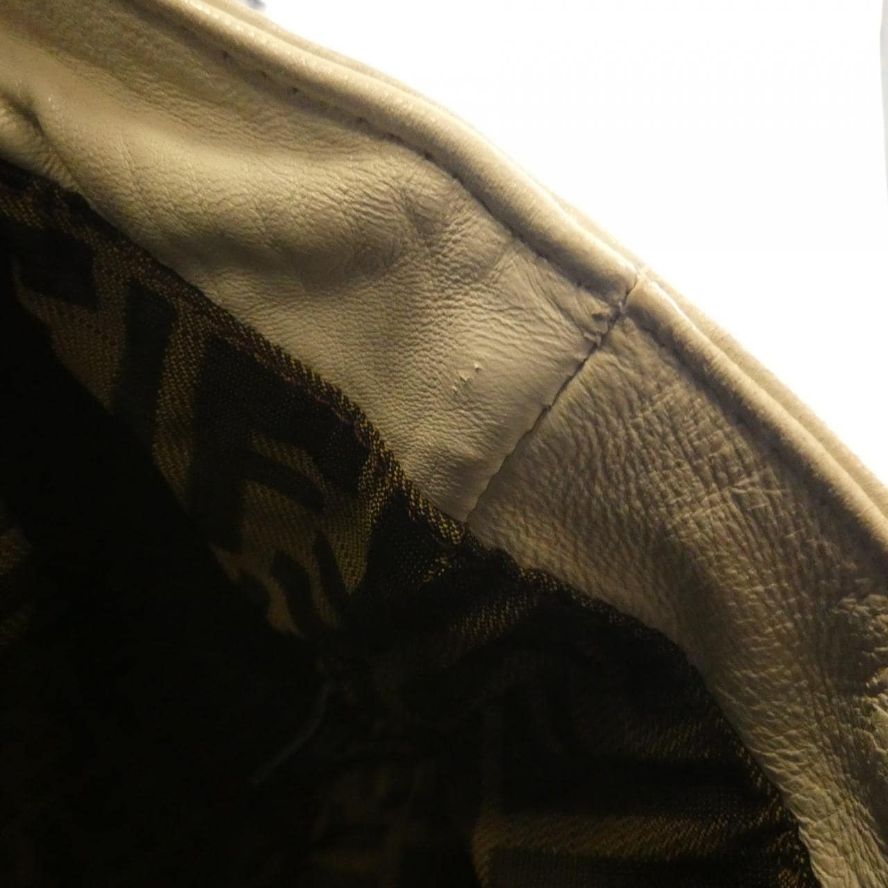 FENDI Baguette 8BR511 UN2 Handbag Leather White Leather - Thumbnail 10