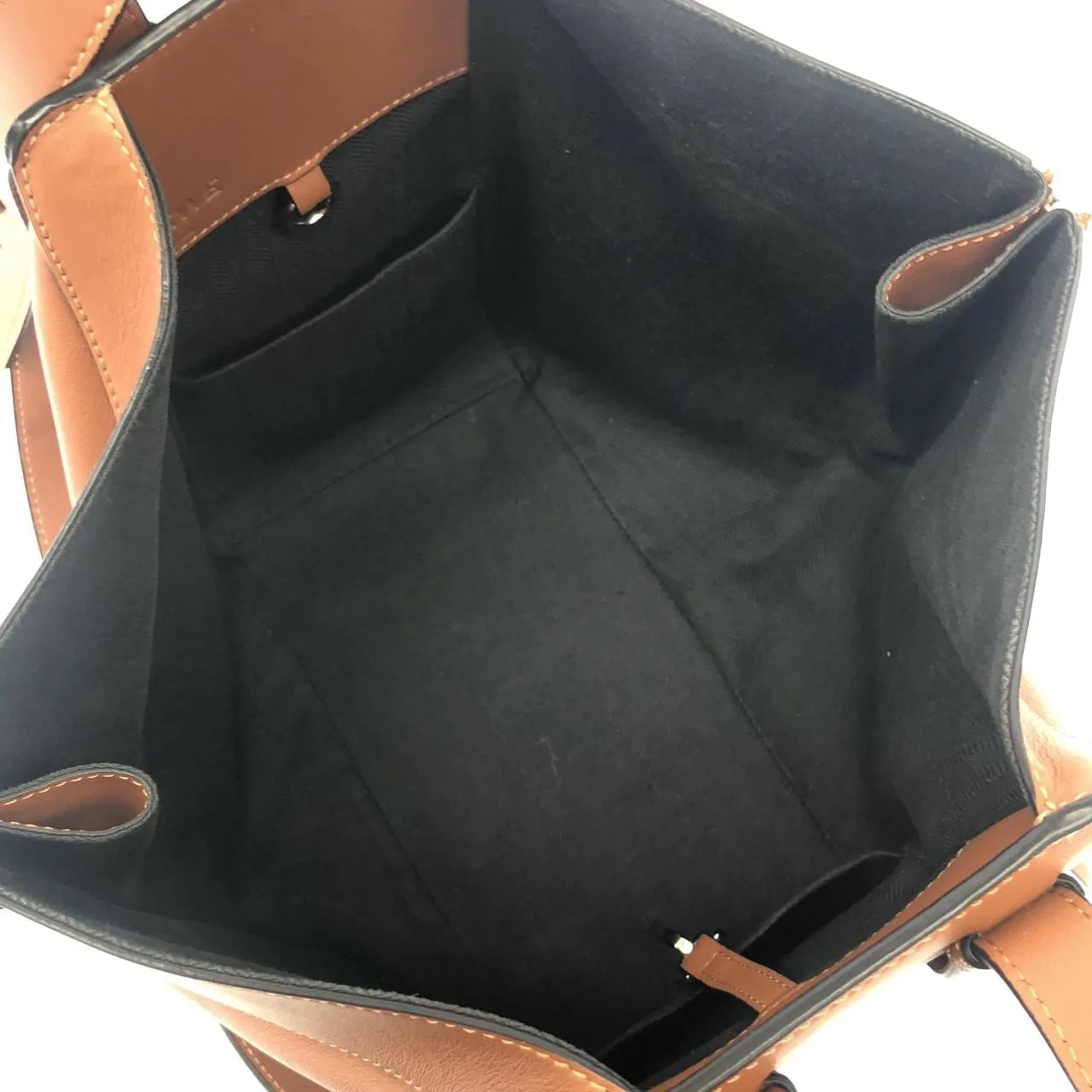 LOEWE Hammock 387 30 S35 Shoulder 黑色 中古品A - 縮圖 8