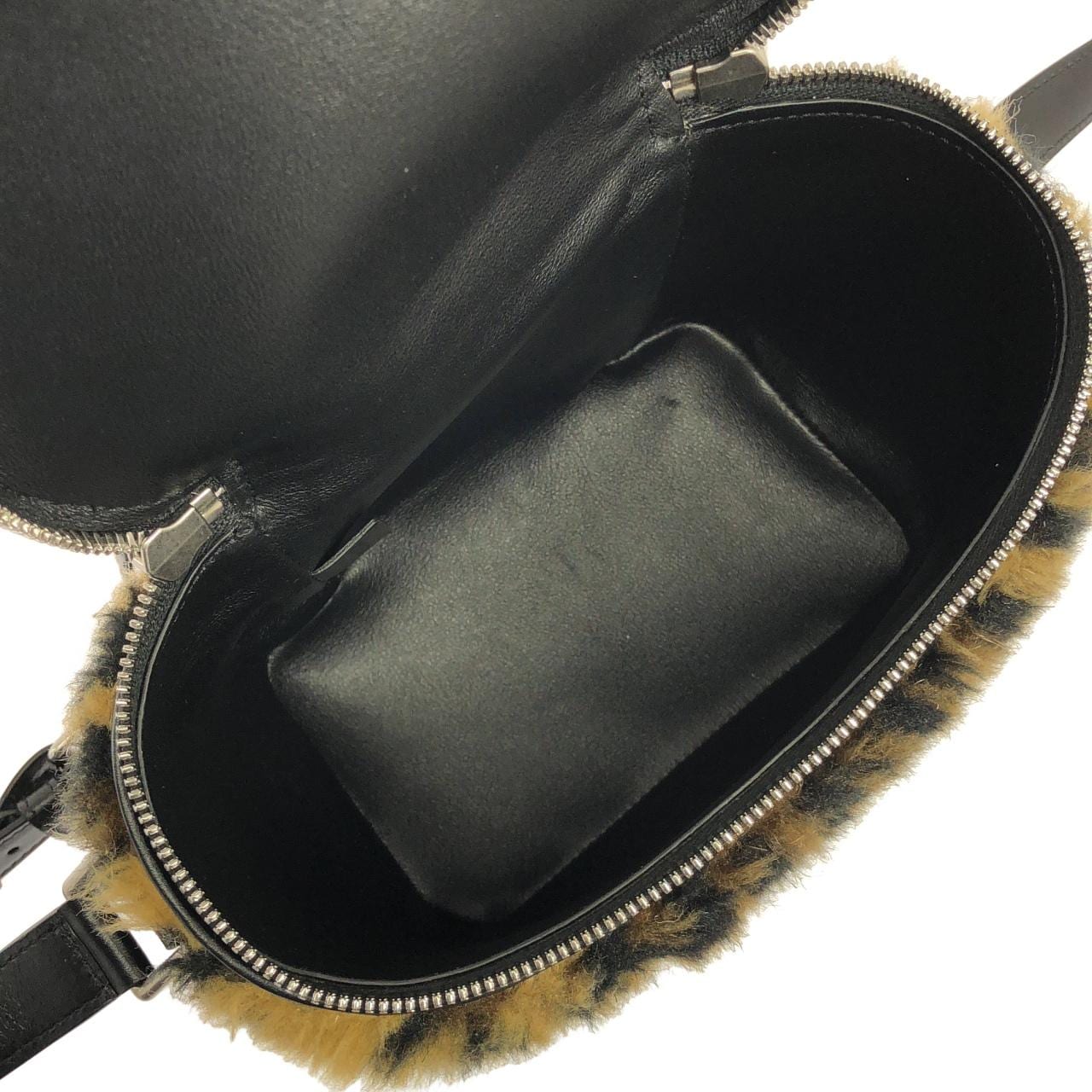 CELINE 110592EKI Shoulder Bag Leather 黑色 皮革 中古品A - 縮圖 6