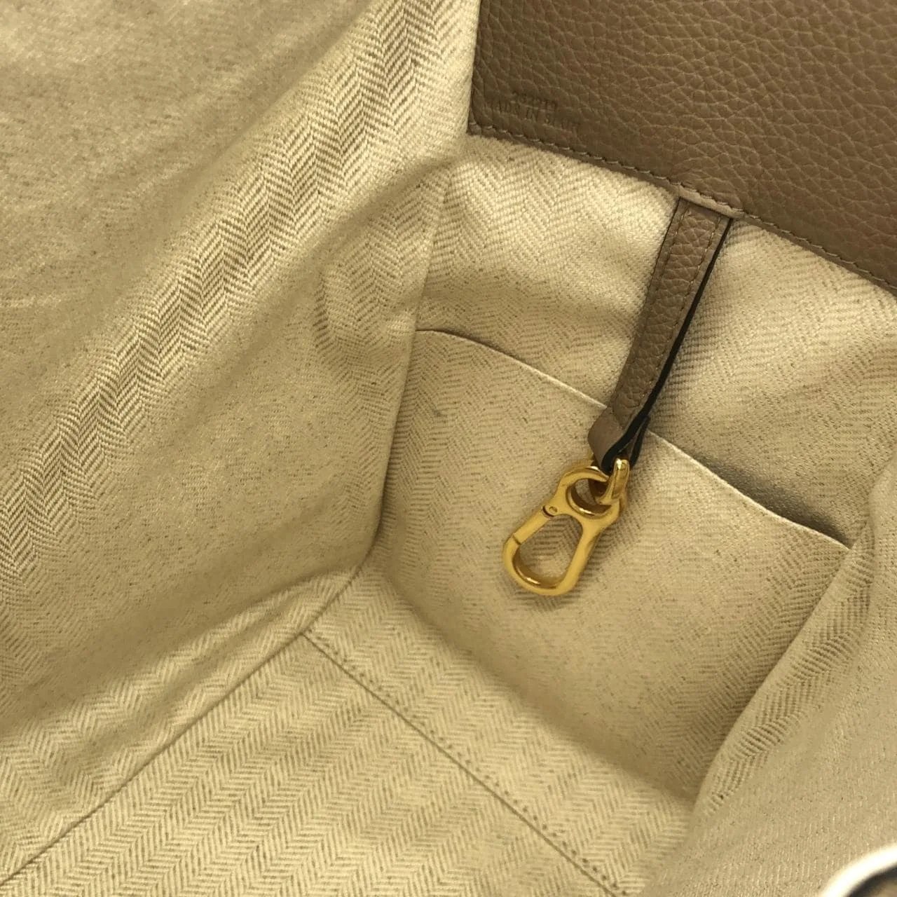 LOEWE Hammock A538S35X51 Shoulder 黑色 中古品A - 縮圖 8