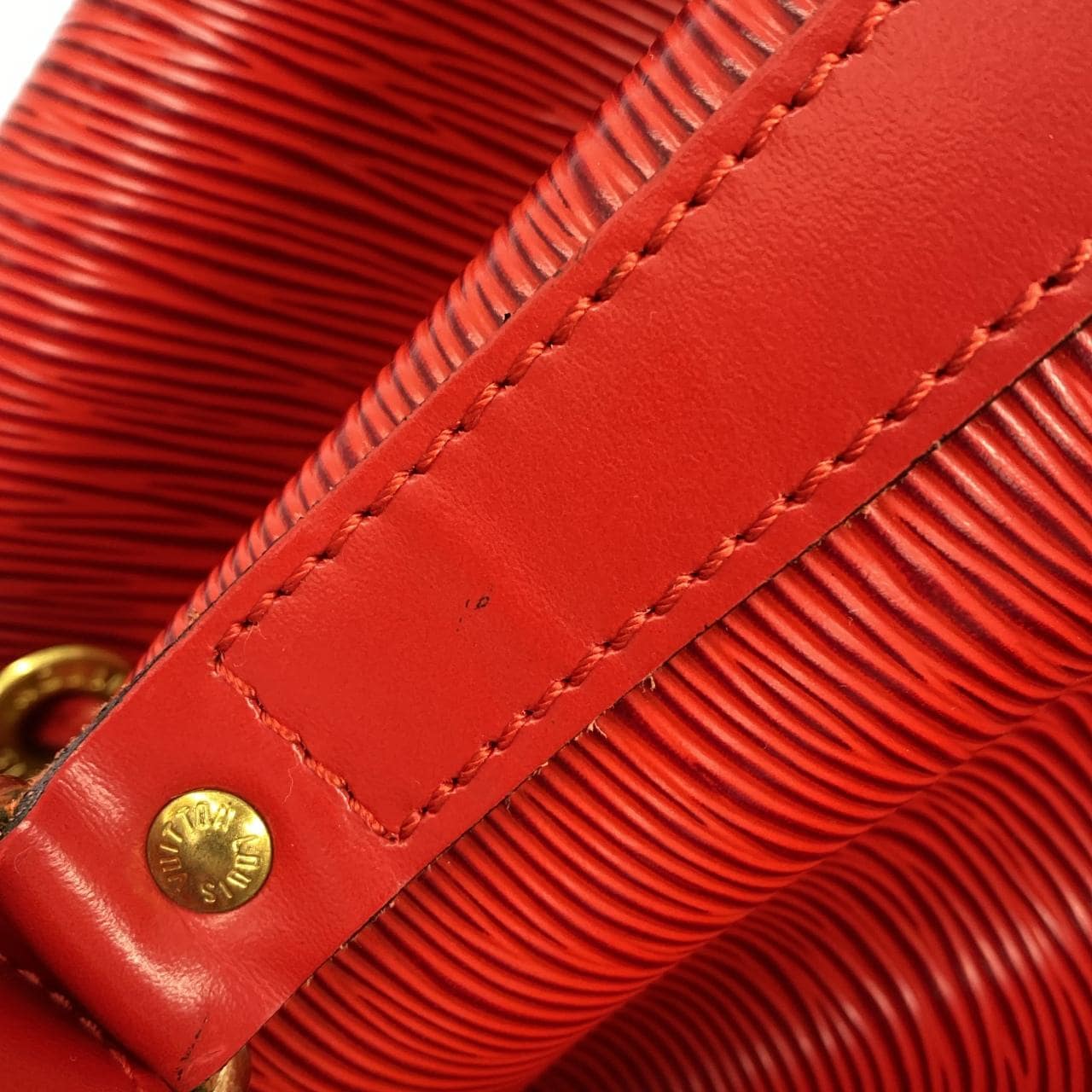 LOUIS VUITTON M44107 Shoulder Bag Epi 紅色 Epi 中古品A - 縮圖 3