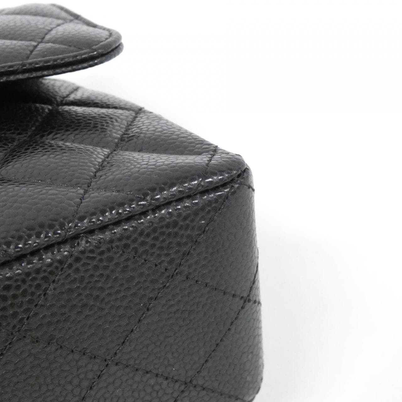 CHANEL Matelasse 1113 Shoulder Grained Calfskin Black Grained Calfskin - Thumbnail 4