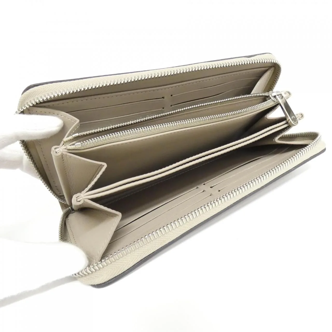 LOUIS VUITTON Mahina M69821 Wallet 黑色 中古品A - 縮圖 4