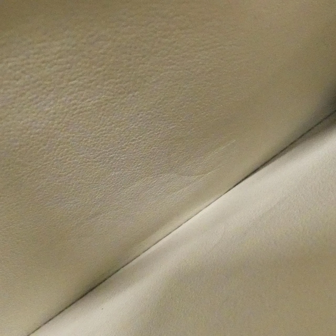 LOUIS VUITTON Mahina M69821 Wallet 黑色 中古品A - 縮圖 7