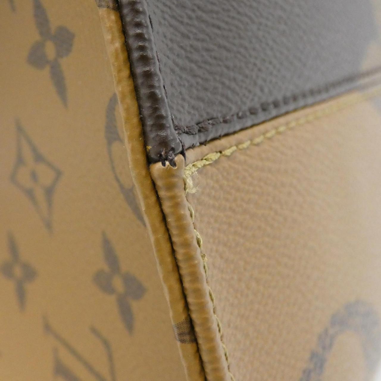 LOUIS VUITTON OnTheGo M45321 Bag Monogram 黑色 Monogram 中古品A - 縮圖 4