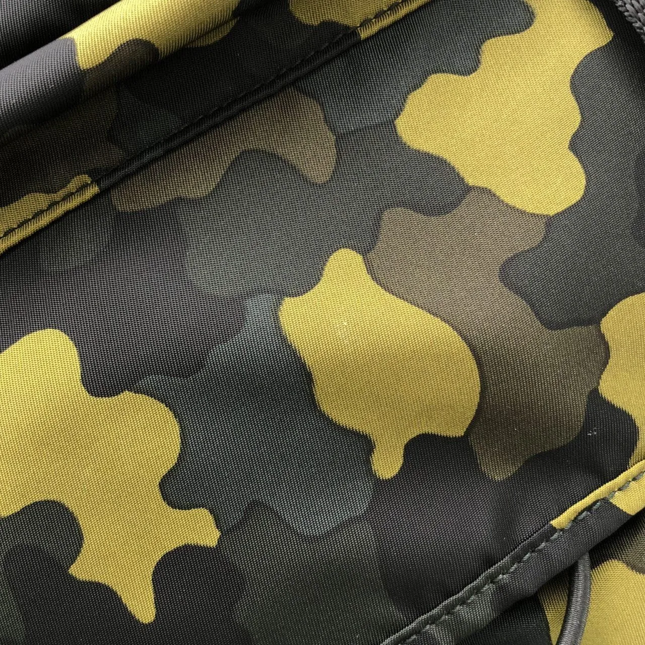 PRADA V136 Backpack 銀色 中古品A - 縮圖 4