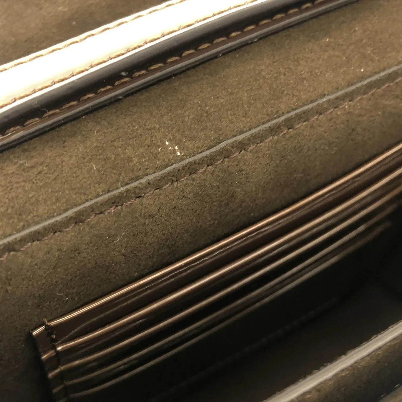 FENDI 8BT317 A5AU Shoulder Patent Leather 黑色 漆皮 中古品A - 縮圖 9