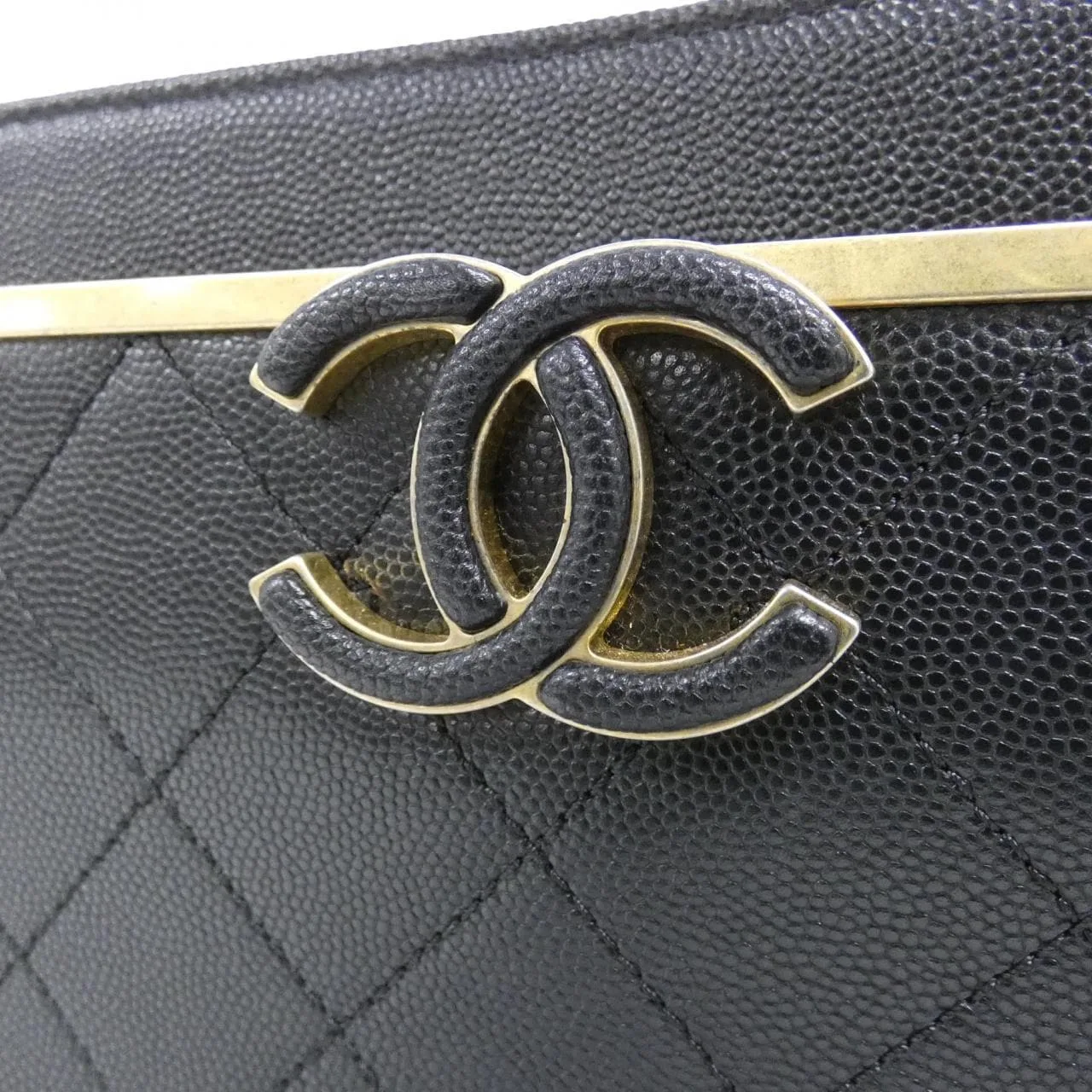 CHANEL Handbag Grained Calfskin Black Grained Calfskin Rank A - Thumbnail 4
