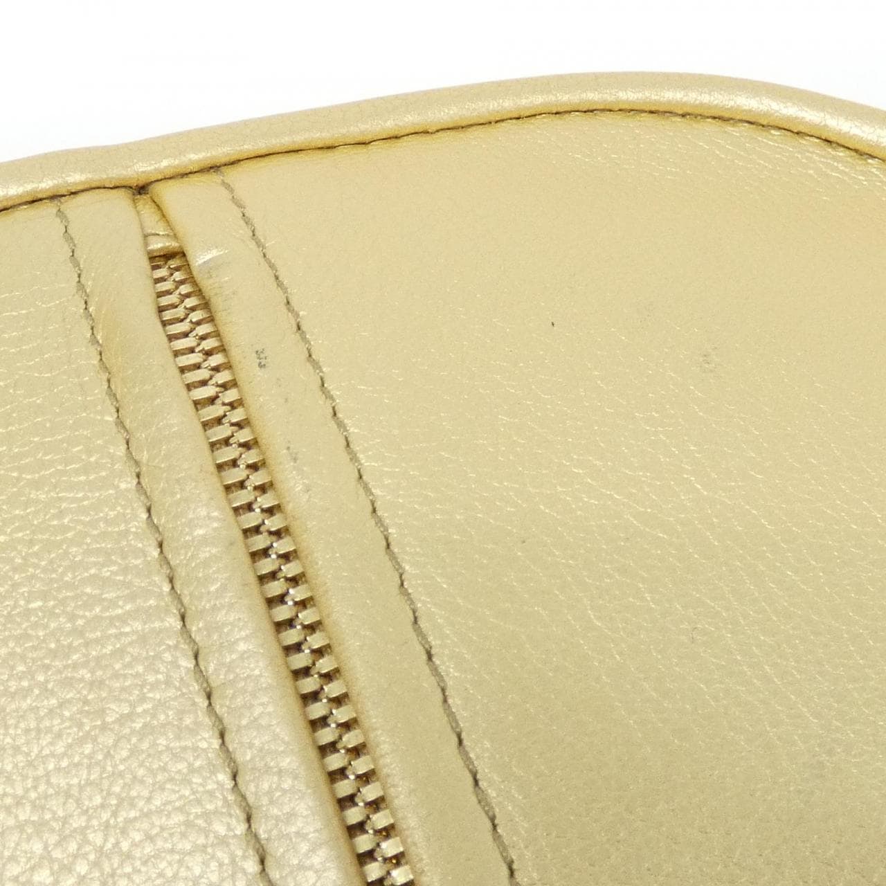 LOEWE 376 70 753 Shoulder Leather 金色 皮革 中古品A - 縮圖 5