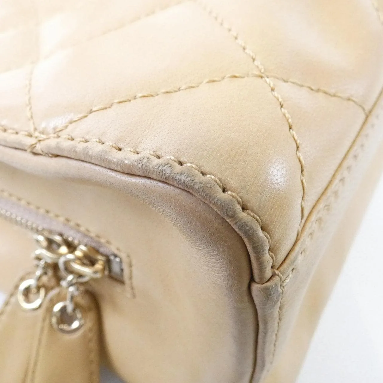 CHANEL 18194 Handbag Lambskin