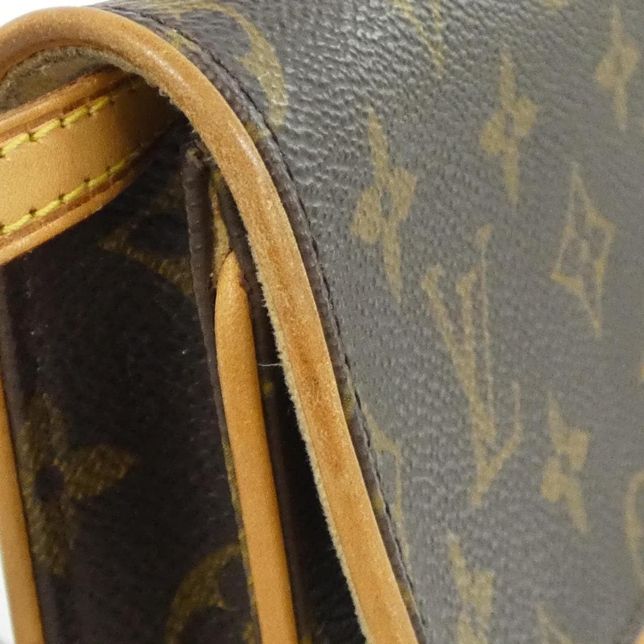 LOUIS VUITTON Pochette M51852 Shoulder Bag Monogram 黑色 Monogram 中古品A - 縮圖 6