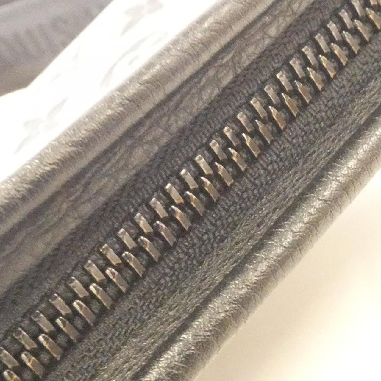 LOUIS VUITTON M81115 Shoulder Bag Monogram Black Monogram - Thumbnail 4