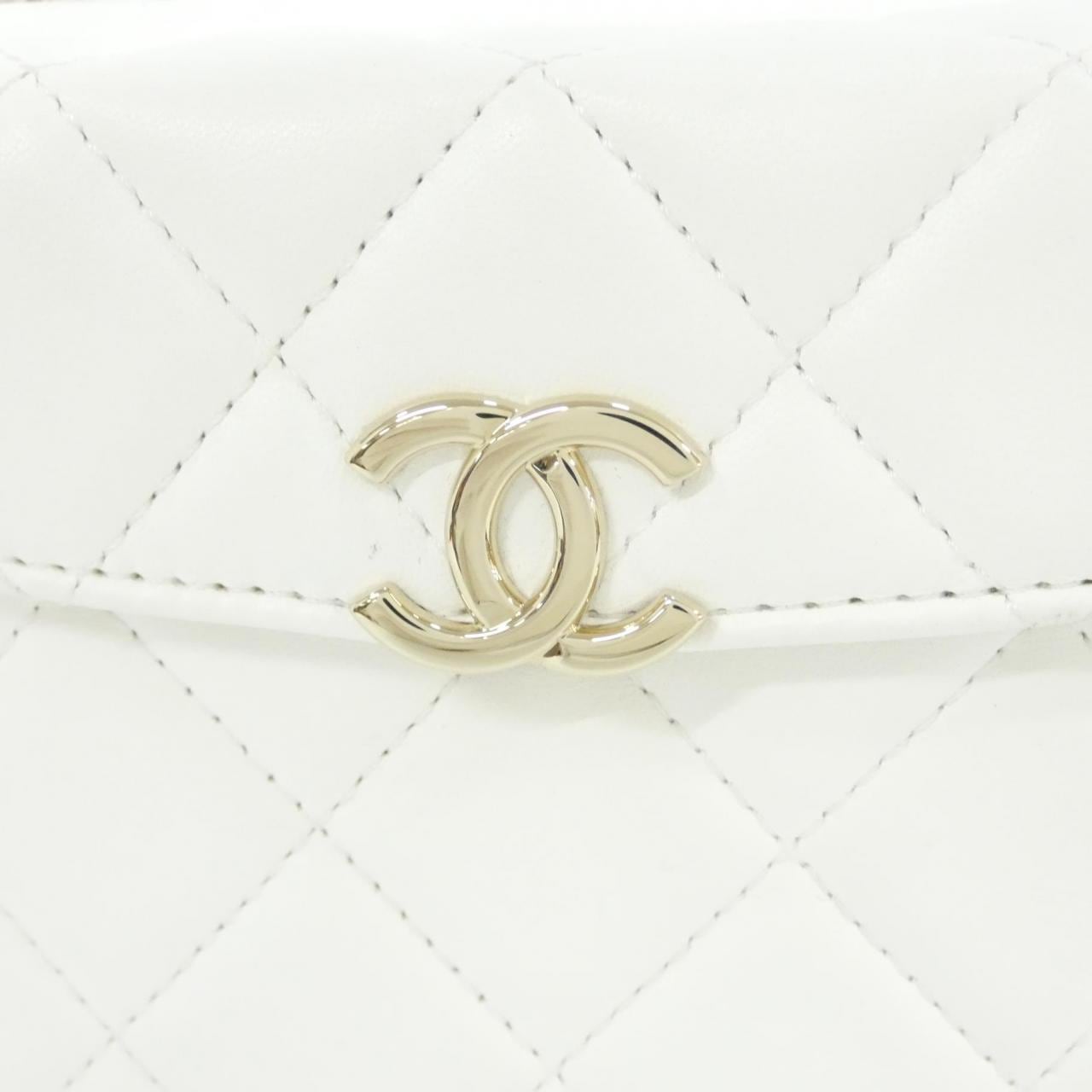 CHANEL AS2877 Shoulder Bag Lambskin White Lambskin - Thumbnail 4
