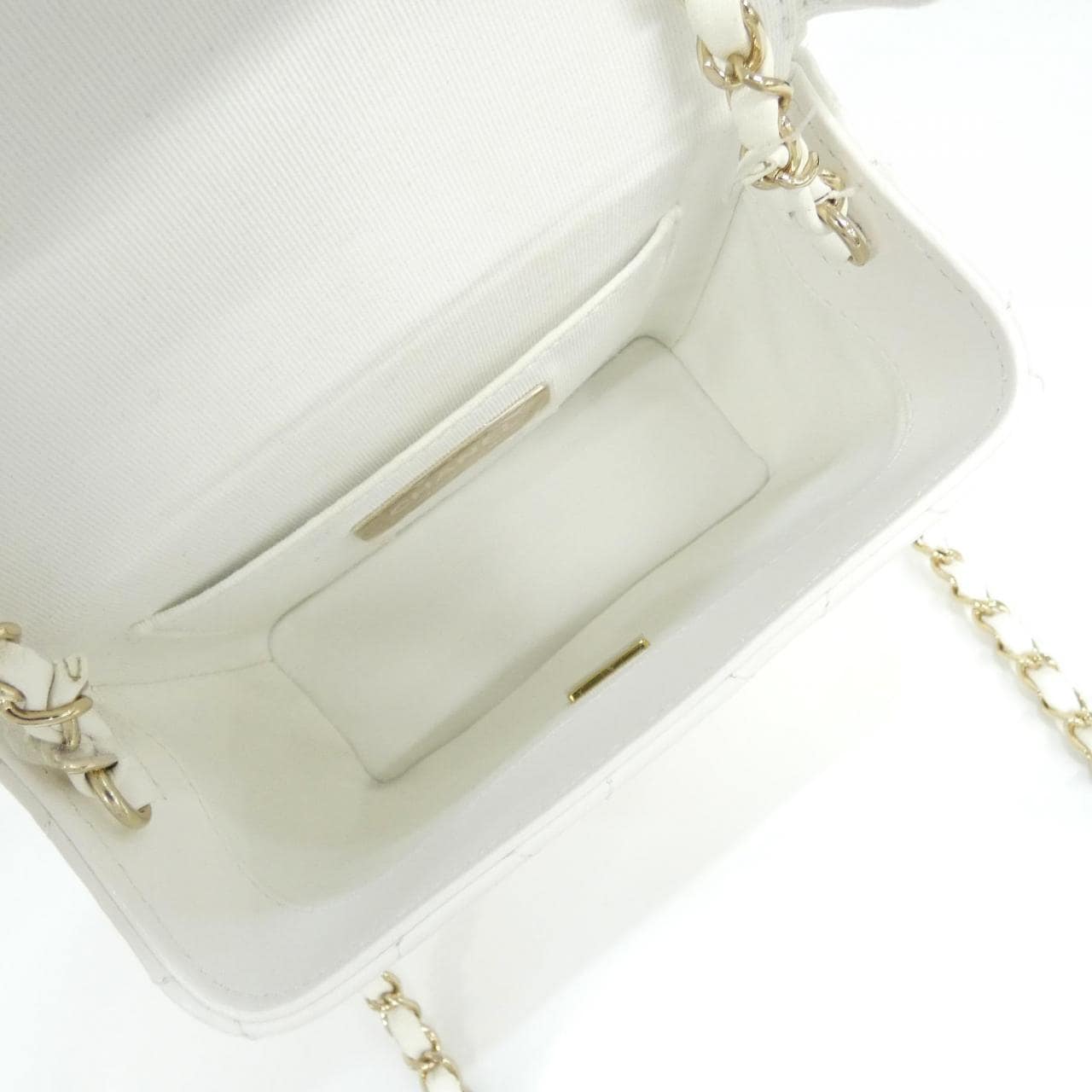 CHANEL AS2877 Shoulder Bag Lambskin White Lambskin - Thumbnail 9