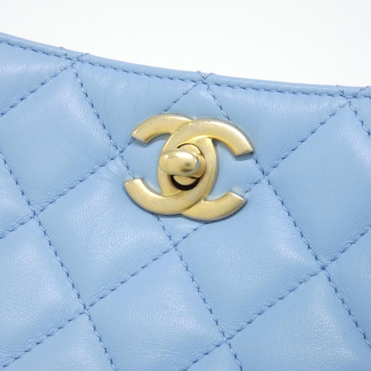 CHANEL AS3259 Shoulder Bag Lambskin 藍色 羊皮 中古品A - 縮圖 4