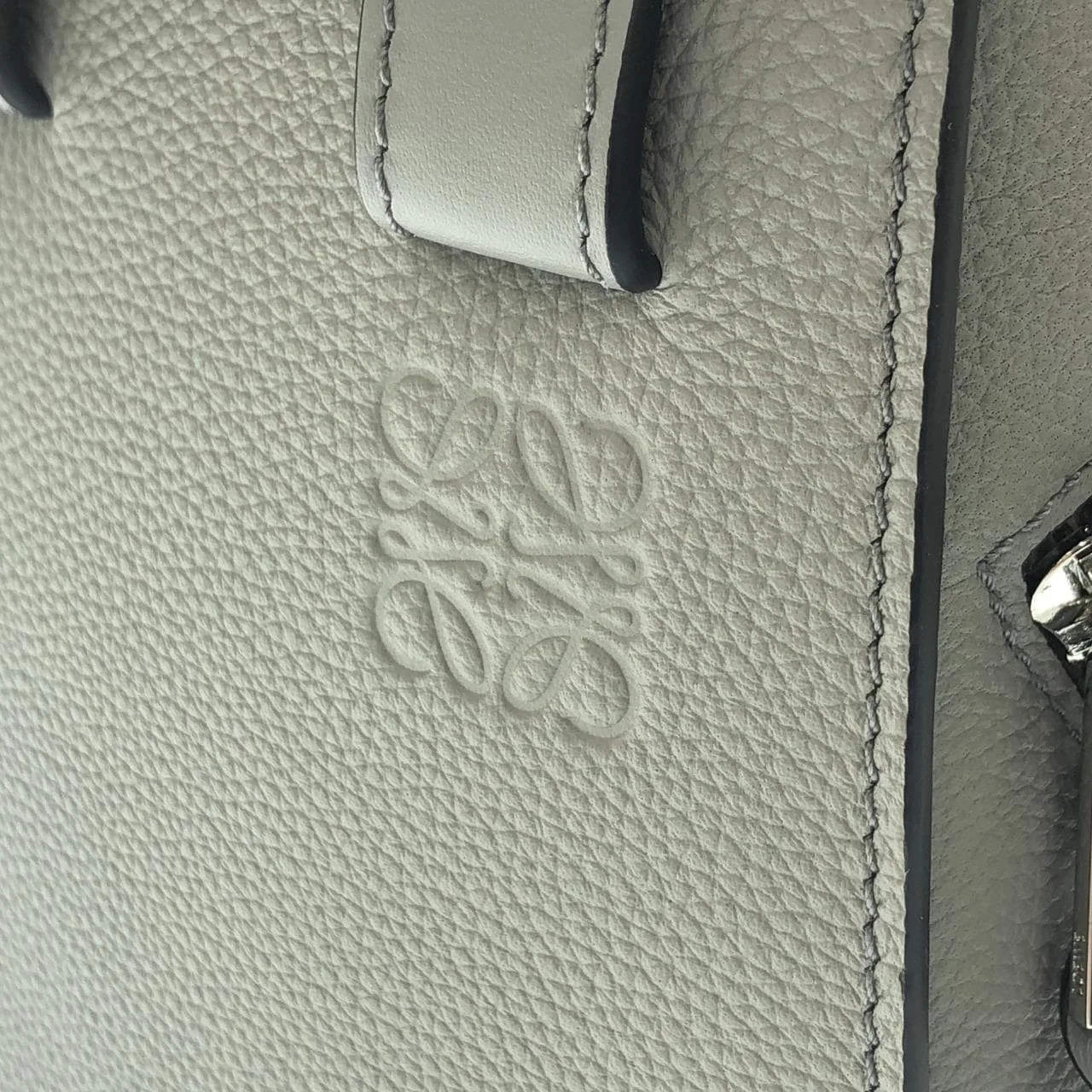 LOEWE Hammock A538H13X03 Shoulder 黑色 中古品A - 縮圖 4