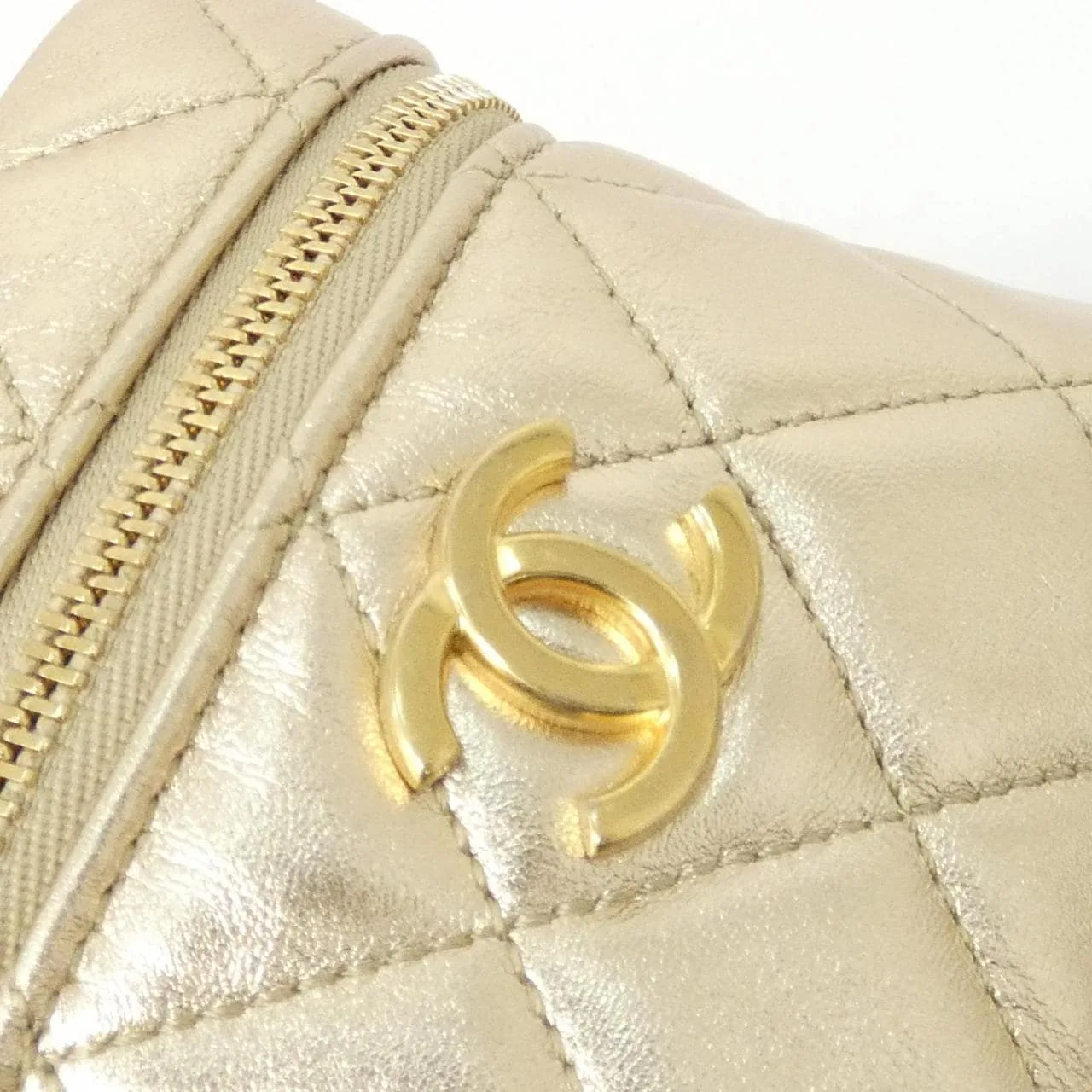 CHANEL Timeless Classic AP2803 Pouch Lambskin 金色 羊皮 中古品A - 縮圖 5