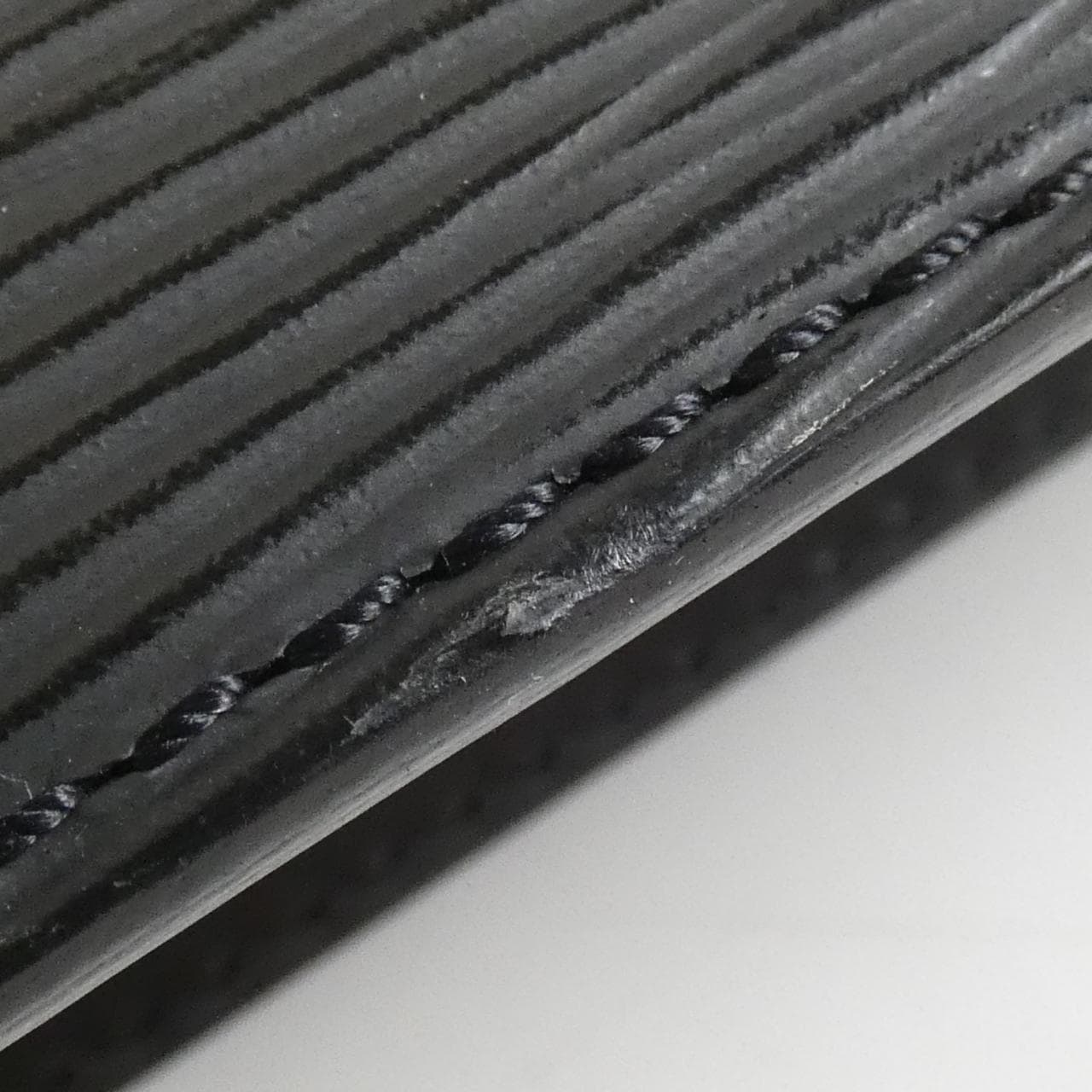 LOUIS VUITTON M52122 Bag Epi Black Epi Rank A - Thumbnail 4