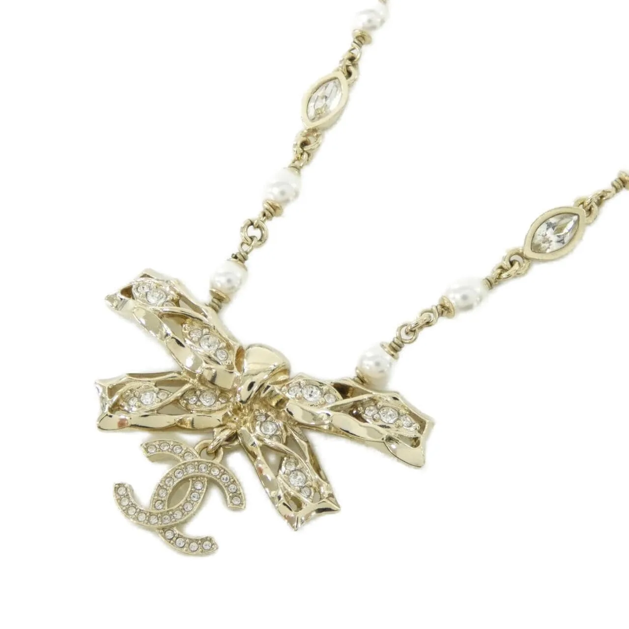 CHANEL ABD494 Accessories White