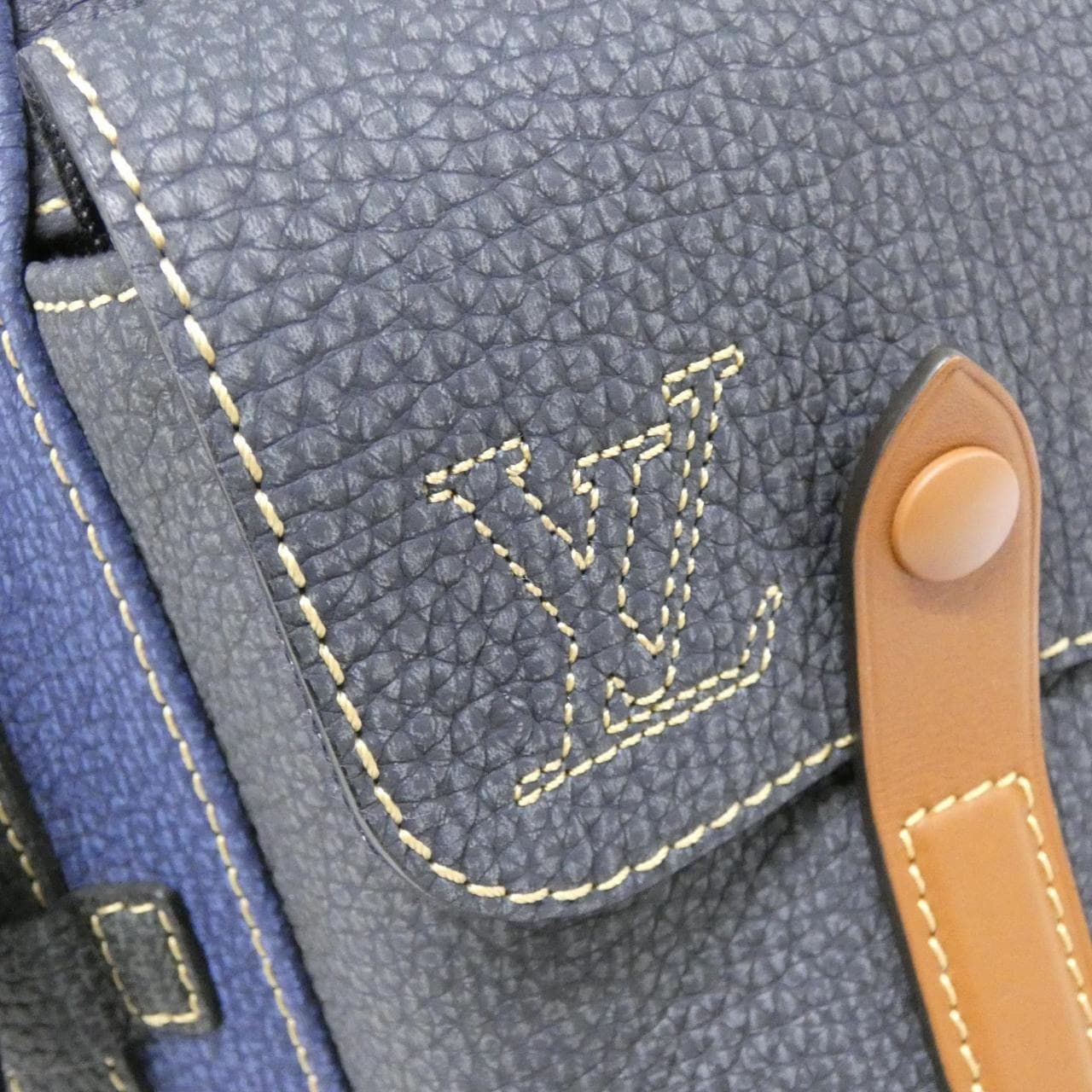 LOUIS VUITTON Christopher M21373 Backpack Blue Rank A - Thumbnail 4