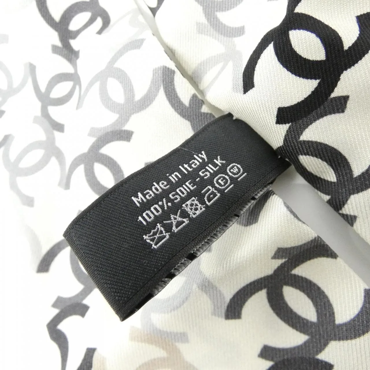 CHANEL AA7863 Accessories Black Rank A - Thumbnail 3