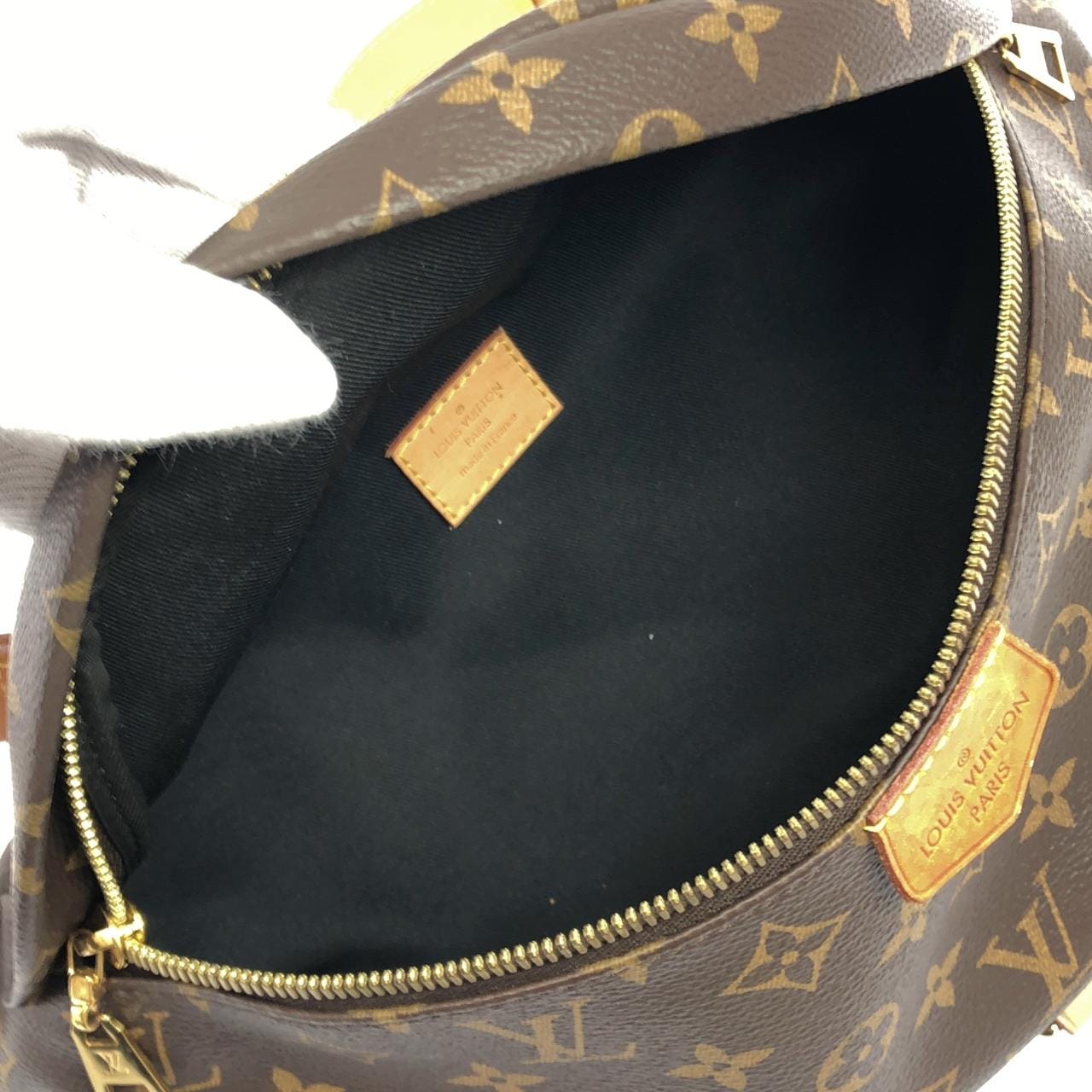 LOUIS VUITTON Bum Bag M43644 Shoulder Bag Monogram 黑色 Monogram 中古品B - 縮圖 6