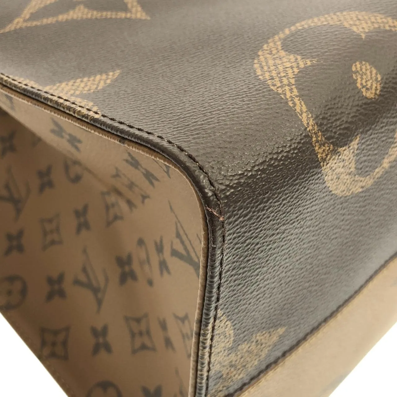 LOUIS VUITTON OnTheGo M45320 Handbag Monogram Black Monogram - Thumbnail 3