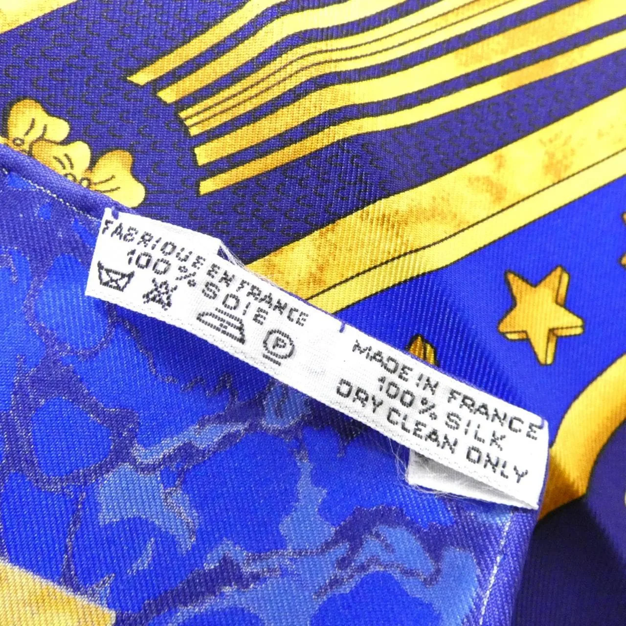 HERMES Scarf Gold Rank A - Thumbnail 3