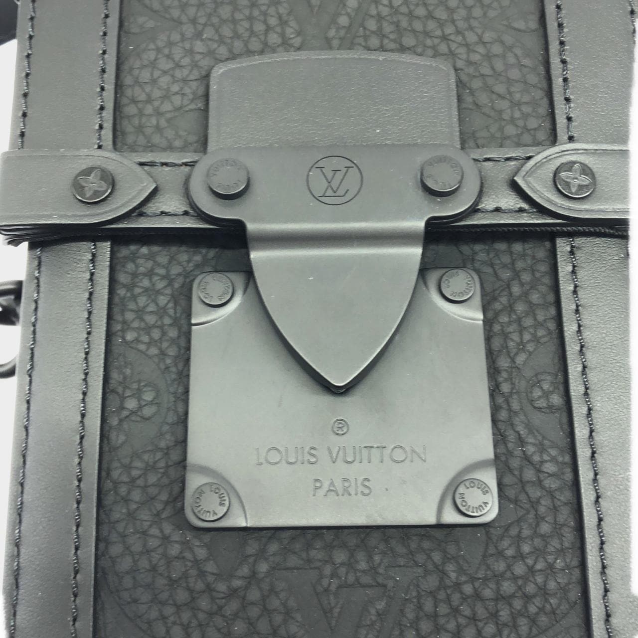 LOUIS VUITTON M82070 Shoulder Bag Monogram 黑色 Monogram 中古品A - 縮圖 4