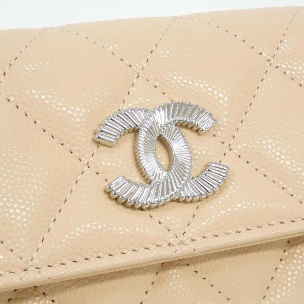 CHANEL AP4327 Wallet Grained Calfskin 米色 荔枝紋牛皮 未使用品 - 縮圖 3