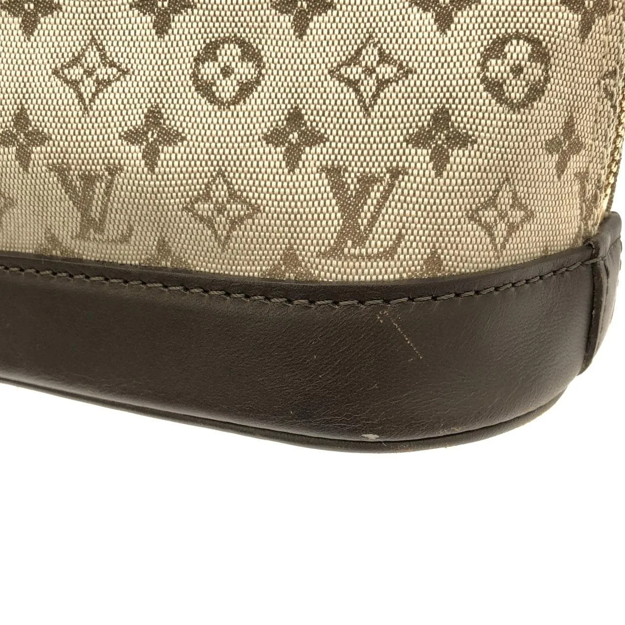 LOUIS VUITTON Alma M92301 Handbag Monogram Black Monogram - Thumbnail 3
