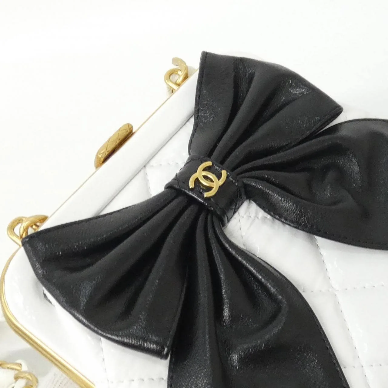 CHANEL AP4028 Wallet Patent Leather Black Patent Leather Rank A - Thumbnail 4