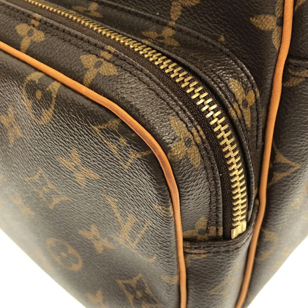 LOUIS VUITTON Nile M45244 Shoulder Monogram Black Monogram Rank A - Thumbnail 4